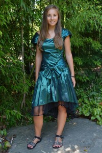 grünschillerndes 80er Jahre Kleid Gr. 38