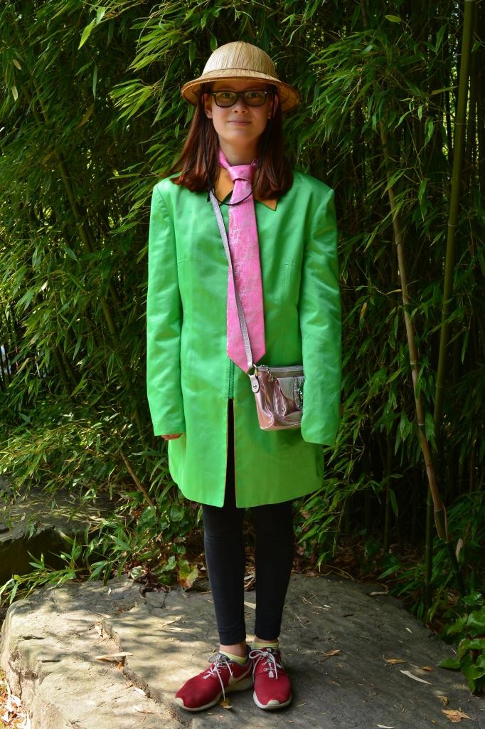 grüne Jacke Gr. 170, Tropenhelm