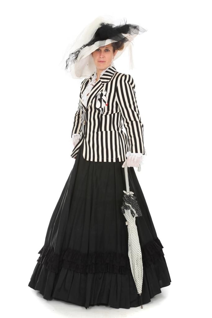 schwarzer Rüschenrock und gestreifte Jacke mit Wagenradhut